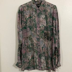 Color Point 100% Silk Top. Size L